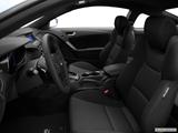  Front seats from Drivers Side photo